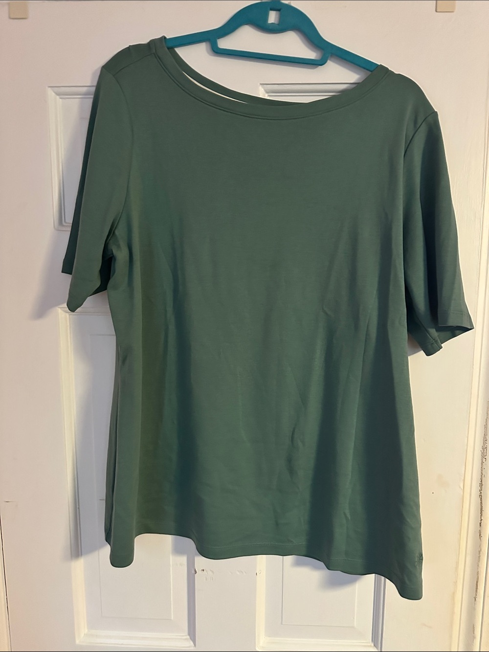 Isaac Mizrahi Forest Green Short-Sleeve Tee